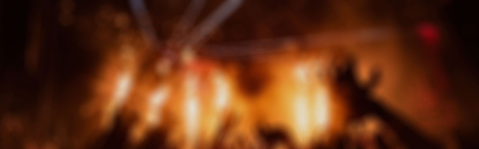 通过发布作品、推广购买赚取丰厚收益